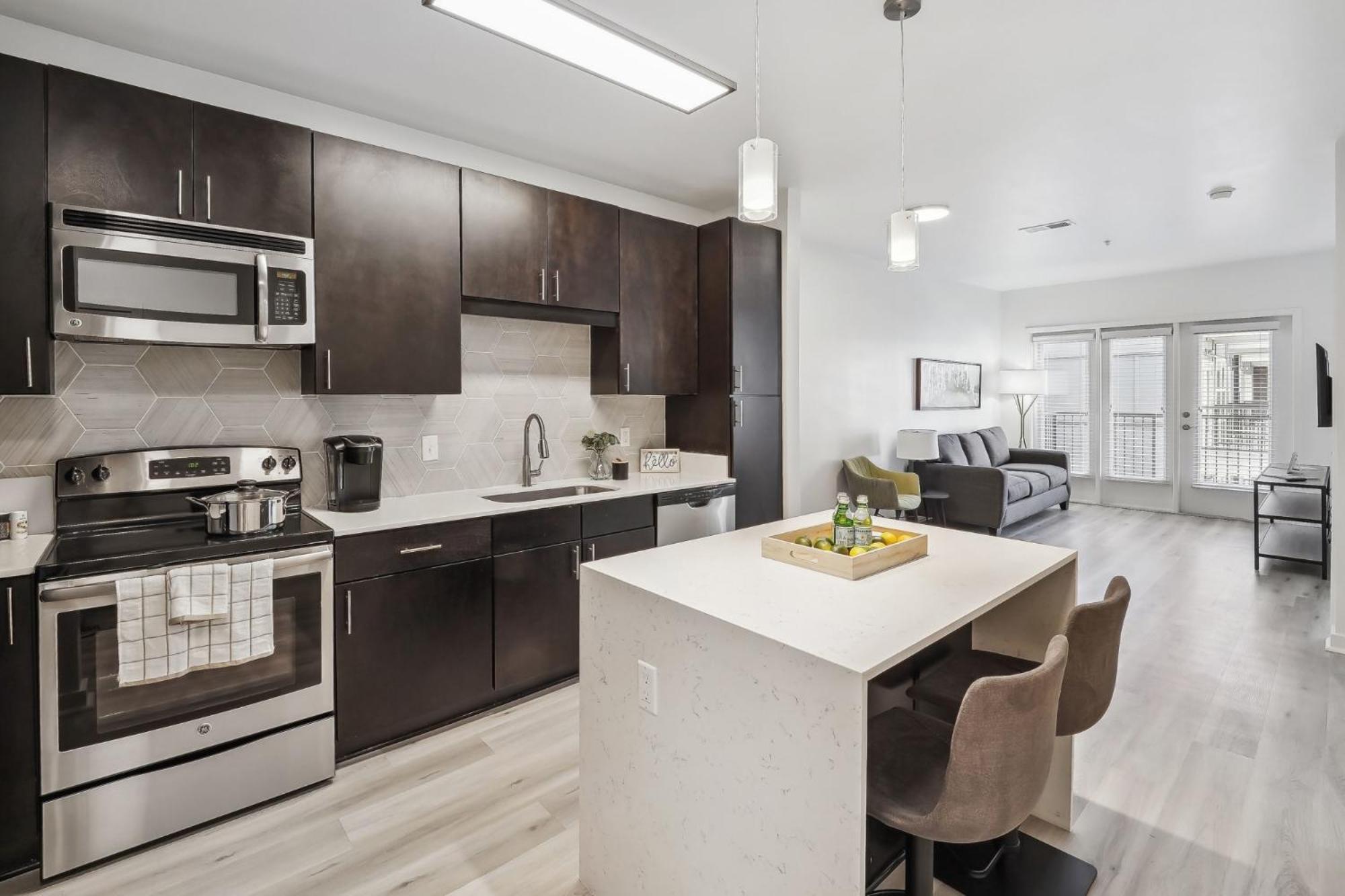 Premium Apartments And Studios At Midtown 205 In שרלוט מראה חיצוני תמונה