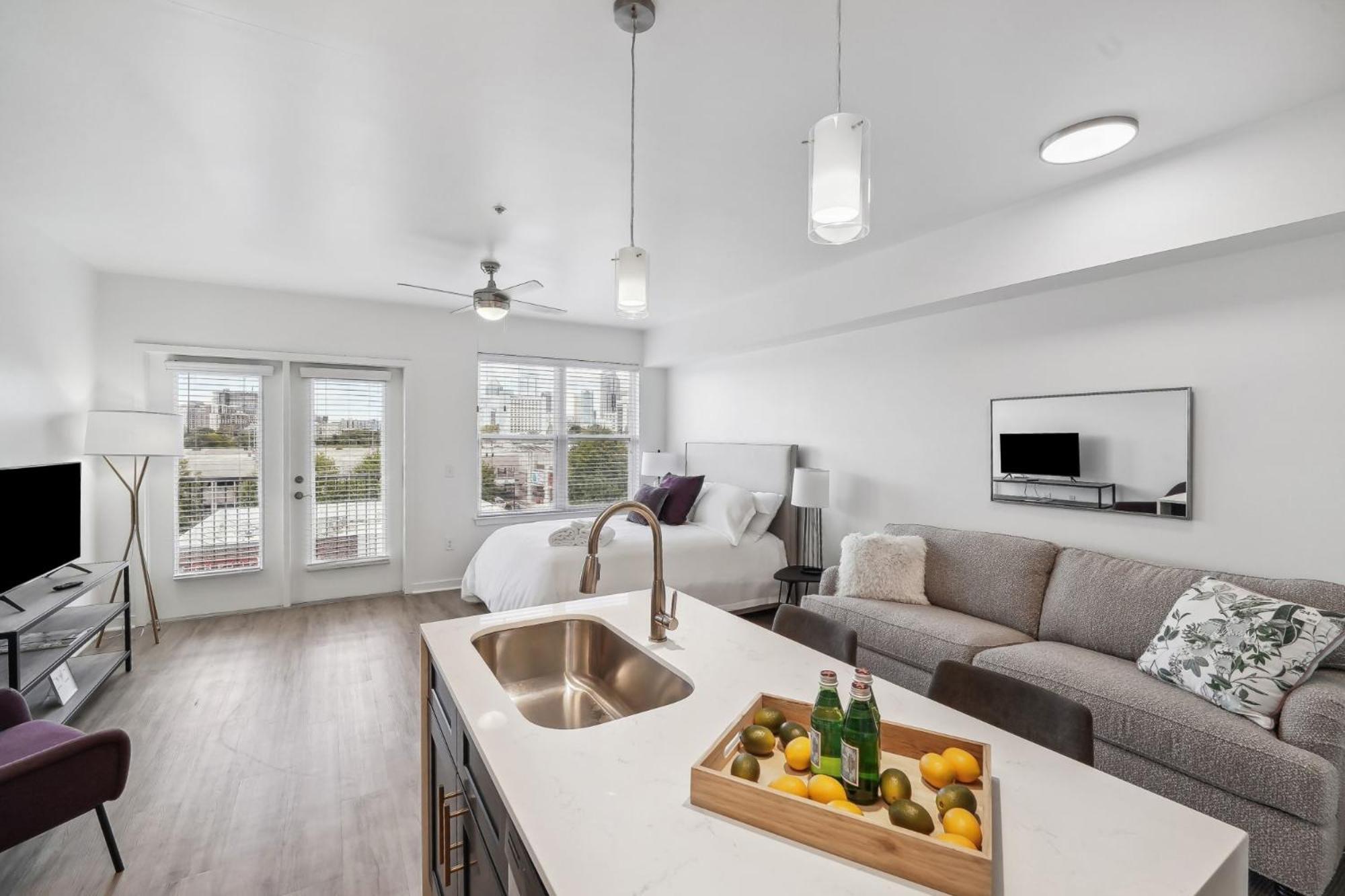 Premium Apartments And Studios At Midtown 205 In שרלוט מראה חיצוני תמונה