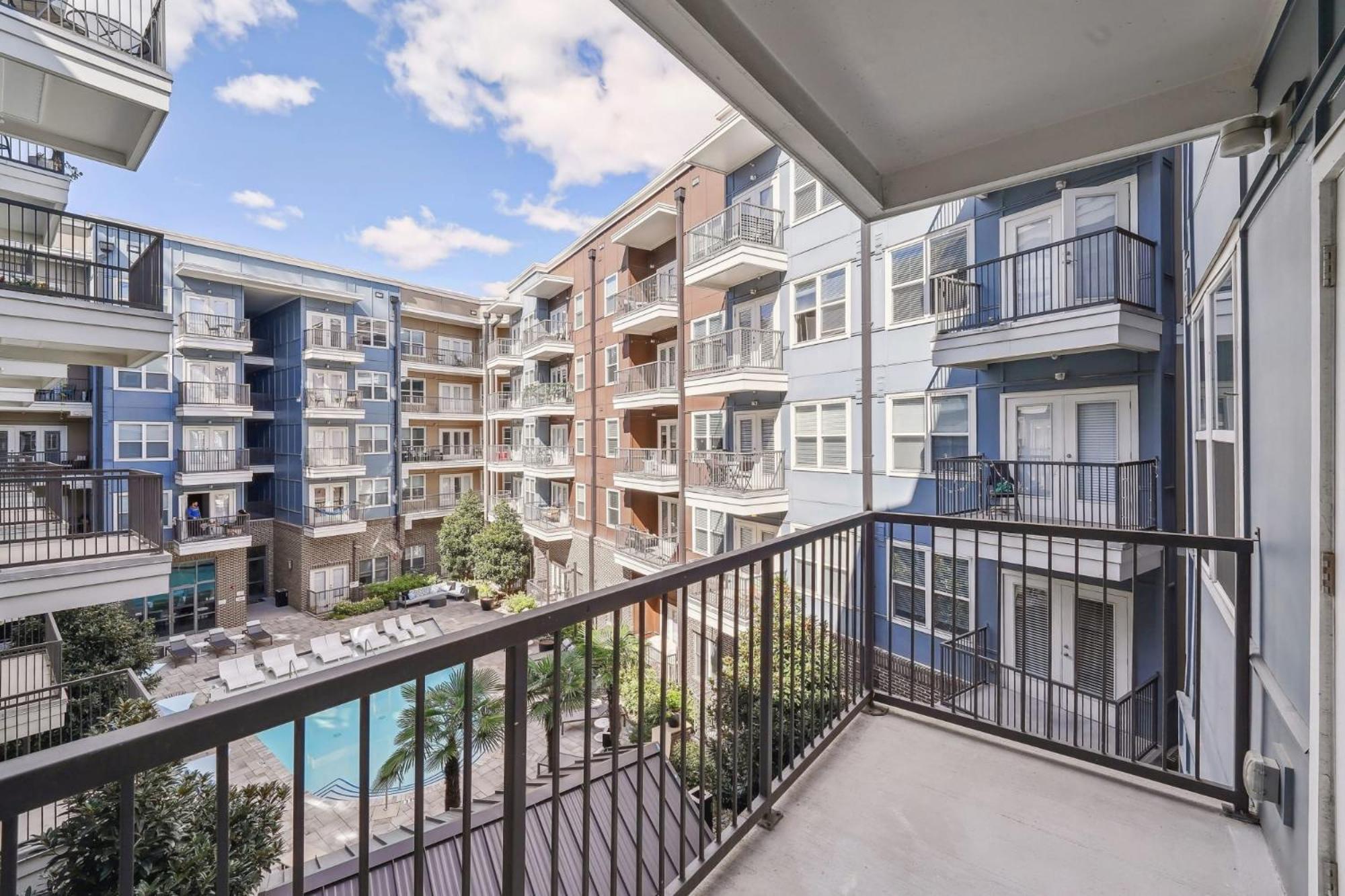 Premium Apartments And Studios At Midtown 205 In שרלוט מראה חיצוני תמונה